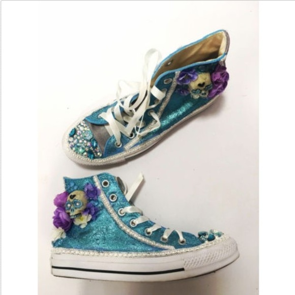 sugar skull chuck taylors